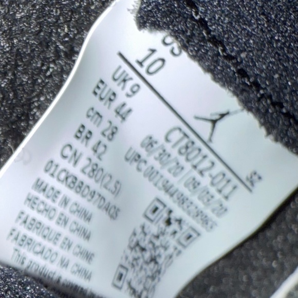 Jordan 11 Jubilee 25th anniversary - Picture 13 of 13